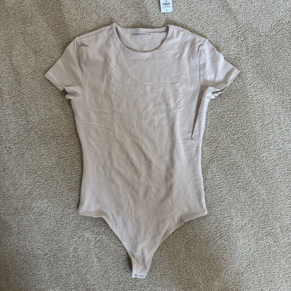 Abercrombie & Fitch Beige Top